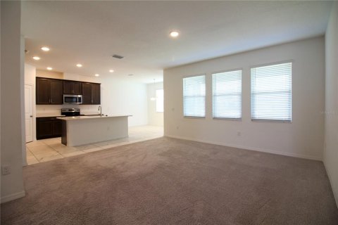 Casa en alquiler en Lakeland, Florida, 5 dormitorios, 242.2 m2 № 1912057 - foto 6