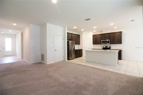 Casa en alquiler en Lakeland, Florida, 5 dormitorios, 242.2 m2 № 1912057 - foto 5