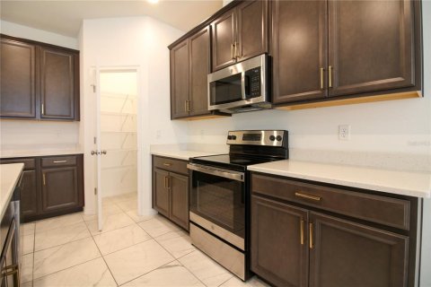 Casa en alquiler en Lakeland, Florida, 5 dormitorios, 242.2 m2 № 1912057 - foto 11