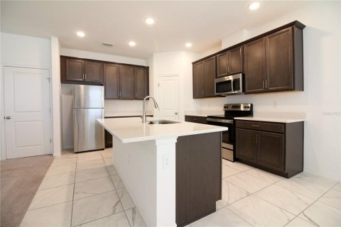 Casa en alquiler en Lakeland, Florida, 5 dormitorios, 242.2 m2 № 1912057 - foto 9