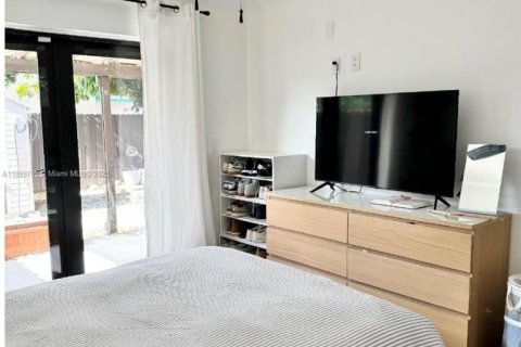 Купить виллу или дом в Майами, Флорида 3 спальни, 105.91м2, № 1888150 - фото 11