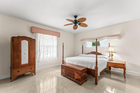 Casa en venta en Lake Worth, Florida, 3 dormitorios, 384.62 m2 № 2187621 - foto 28