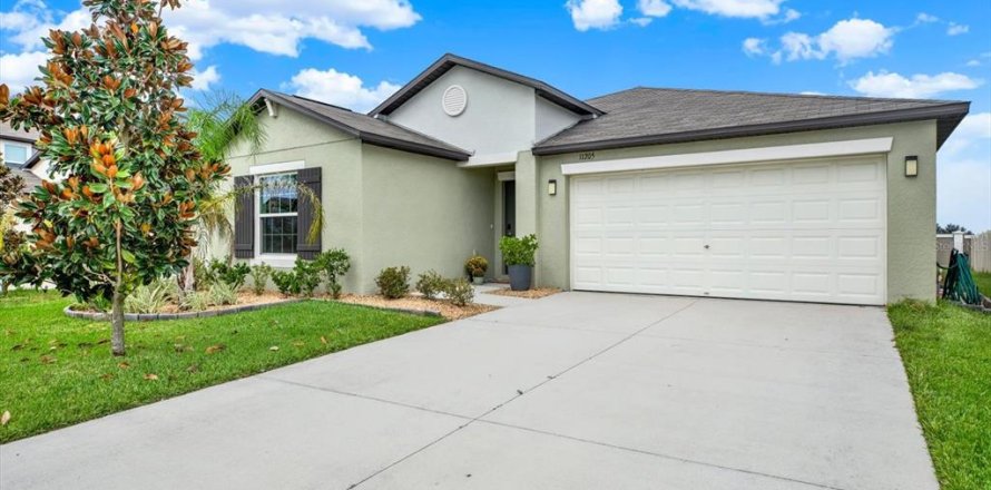 Villa ou maison à San Antonio, Floride 4 chambres, 180.14 m2 № 2408160