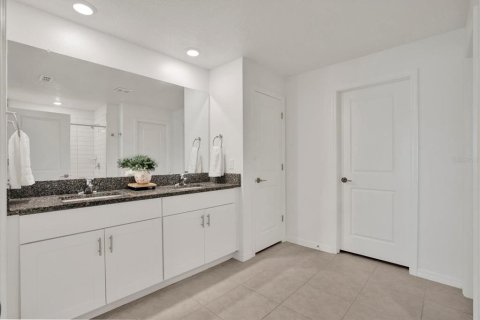 Villa ou maison à vendre à San Antonio, Floride: 4 chambres, 180.14 m2 № 2408160 - photo 13