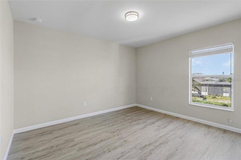 House in Cape Coral, Florida 4 bedrooms, 227.61 sq.m. № 1808369 - photo 17