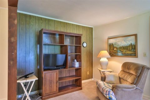 House in Edgewater, Florida 2 bedrooms, 121.42 sq.m. № 1675096 - photo 24