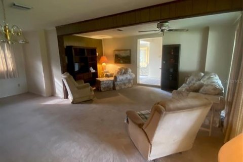 House in Edgewater, Florida 2 bedrooms, 121.42 sq.m. № 1675096 - photo 6