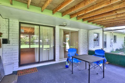 House in Edgewater, Florida 2 bedrooms, 121.42 sq.m. № 1675096 - photo 29