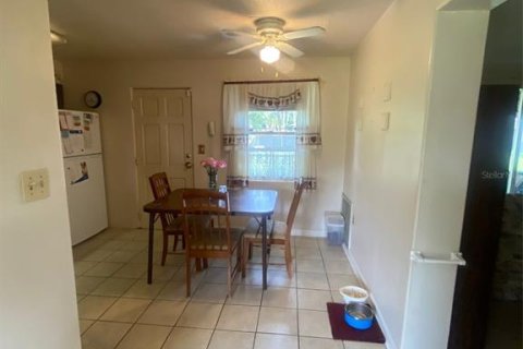 House in Edgewater, Florida 2 bedrooms, 121.42 sq.m. № 1675096 - photo 8