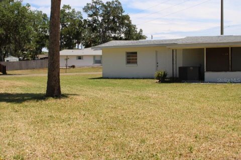 House in Edgewater, Florida 2 bedrooms, 121.42 sq.m. № 1675096 - photo 3