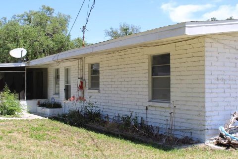House in Edgewater, Florida 2 bedrooms, 121.42 sq.m. № 1675096 - photo 2