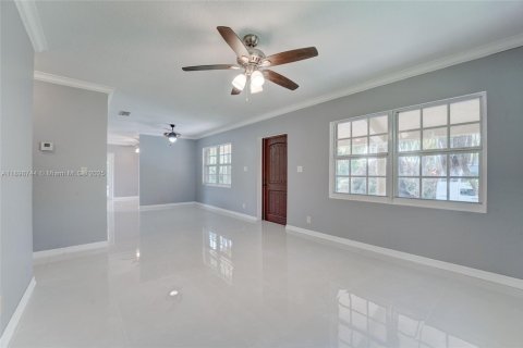 Villa ou maison à louer à Southwest Ranches, Floride: 3 chambres, 178.93 m2 № 1950677 - photo 13