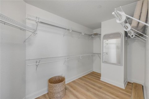 Condo in New Smyrna Beach, Florida, 3 bedrooms  № 1832948 - photo 19