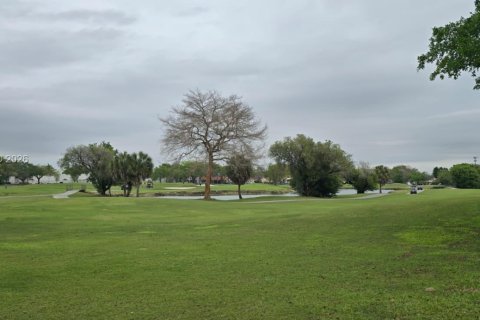 Touwnhouse à louer à Miami, Floride: 2 chambres, 95.88 m2 № 2046847 - photo 25