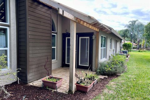 House in Winter Haven, Florida 3 bedrooms, 162.02 sq.m. № 1685095 - photo 3