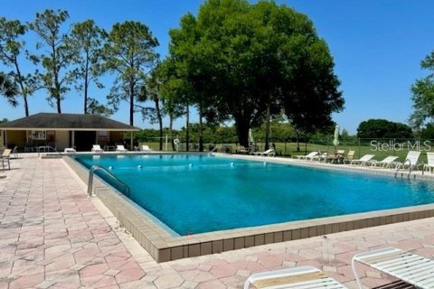 House in Winter Haven, Florida 3 bedrooms, 162.02 sq.m. № 1685095 - photo 29