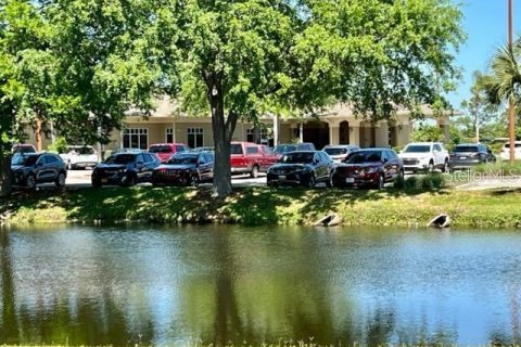House in Winter Haven, Florida 3 bedrooms, 162.02 sq.m. № 1685095 - photo 30