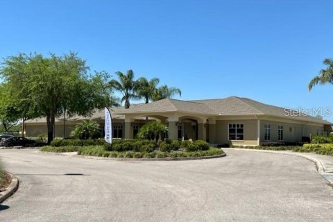 House in Winter Haven, Florida 3 bedrooms, 162.02 sq.m. № 1685095 - photo 28