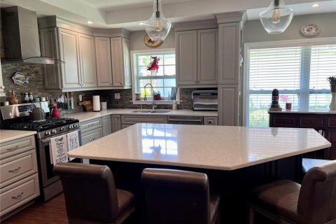 House in Winter Haven, Florida 3 bedrooms, 162.02 sq.m. № 1685095 - photo 7