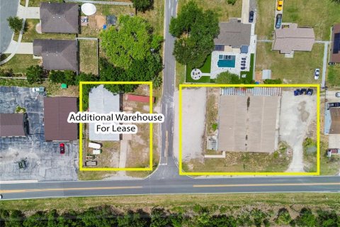Immobilier commercial à louer à Tavares, Floride: 594.57 m2 № 2233753 - photo 2
