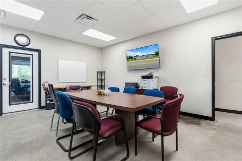 Immobilier commercial à louer à Tavares, Floride: 594.57 m2 № 2233753 - photo 21