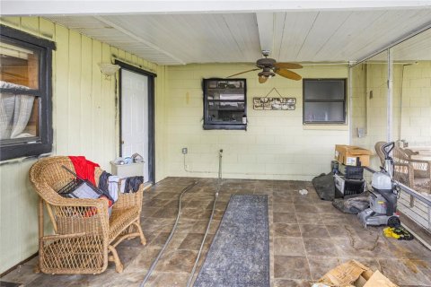 Casa en venta en Fruitland Park, Florida, 4 dormitorios, 174.75 m2 № 1894345 - foto 13