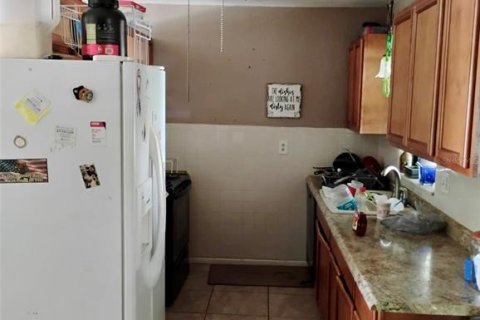 Casa en venta en Fruitland Park, Florida, 4 dormitorios, 174.75 m2 № 1894345 - foto 11