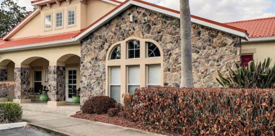 Touwnhouse à Kissimmee, Floride 3 chambres, 155.15 m2 № 2096409