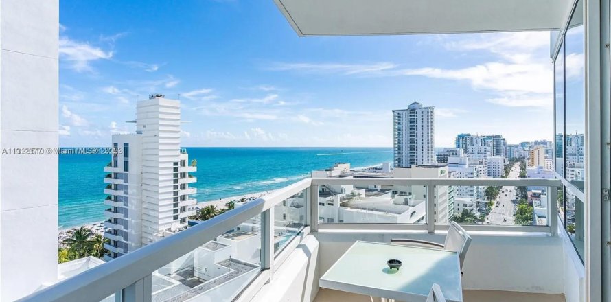 Condo in Miami Beach, Florida, 1 bedroom  № 2082307