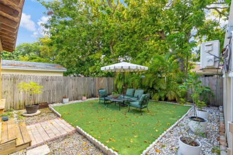 Купить виллу или дом в Майами, Флорида 3 спальни, 140.47м2, № 2068947 - фото 20