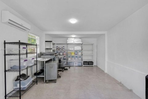 Купить виллу или дом в Майами, Флорида 3 спальни, 140.47м2, № 2068947 - фото 17