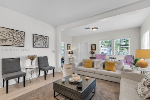 Купить виллу или дом в Майами, Флорида 3 спальни, 140.47м2, № 2068947 - фото 5