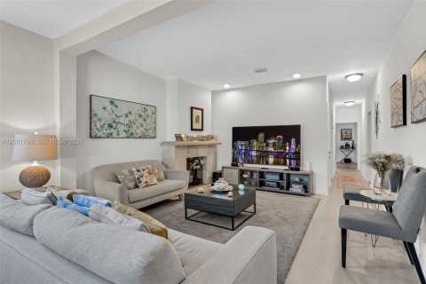 Купить виллу или дом в Майами, Флорида 3 спальни, 140.47м2, № 2068947 - фото 3