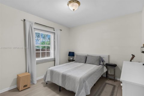 Купить виллу или дом в Майами, Флорида 3 спальни, 140.47м2, № 2068947 - фото 9