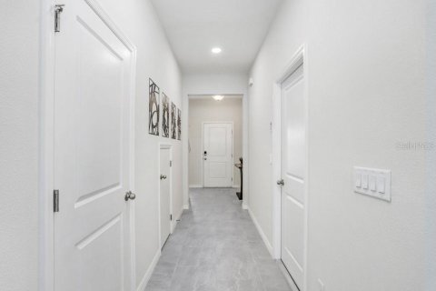 Adosado en venta en Seffner, Florida, 3 dormitorios, 163.14 m2 № 1909570 - foto 4