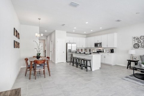 Adosado en venta en Seffner, Florida, 3 dormitorios, 163.14 m2 № 1909570 - foto 10