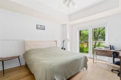 Condo in Aventura, Florida, 2 bedrooms  № 1922546 - photo 13