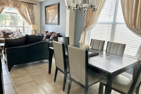 Casa en alquiler en Riverview, Florida, 4 dormitorios, 225.2 m2 № 1918587 - foto 3