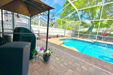 Casa en alquiler en Riverview, Florida, 4 dormitorios, 225.2 m2 № 1918587 - foto 15