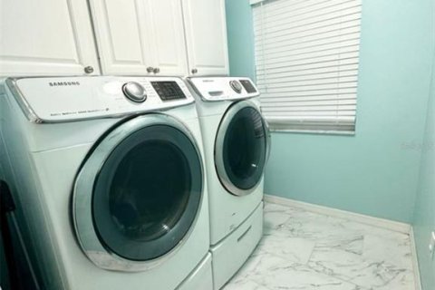 Casa en alquiler en Riverview, Florida, 4 dormitorios, 225.2 m2 № 1918587 - foto 13