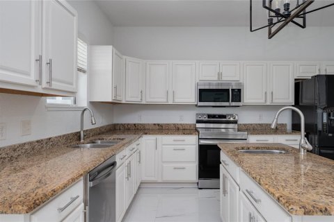 Villa ou maison à vendre à Titusville, Floride: 6 chambres, 365.85 m2 № 1853468 - photo 10