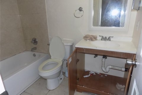 Immobilier commercial à vendre à Gainesville, Floride: 4 chambres, 167.22 m2 № 2131653 - photo 19