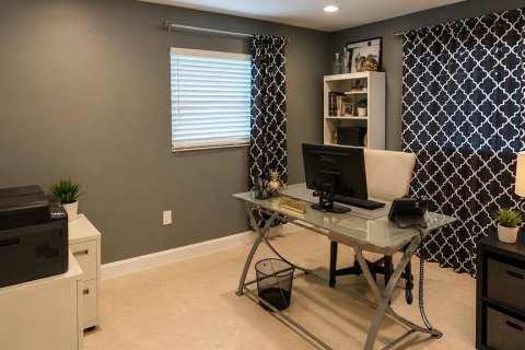 Immobilier commercial à vendre à Chuluota, Floride: 182.27 m2 № 2133803 - photo 2