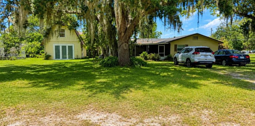 Immobilier commercial à Chuluota, Floride 182.27 m2 № 2133803