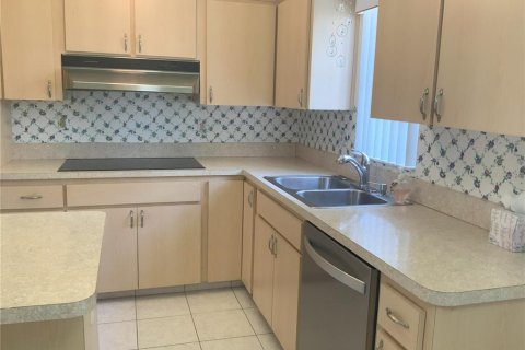 Casa en venta en Palm Harbor, Florida, 3 dormitorios, 154.12 m2 № 1773911 - foto 15