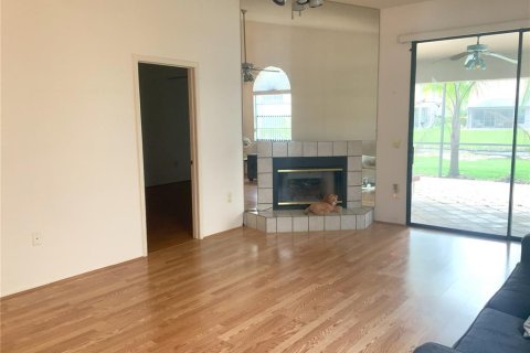 Casa en venta en Palm Harbor, Florida, 3 dormitorios, 154.12 m2 № 1773911 - foto 4
