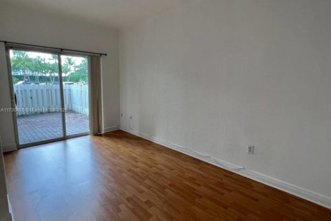 Copropriété à vendre à Doral, Floride: 3 chambres, 158.86 m2 № 1709938 - photo 14