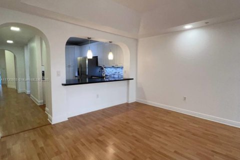 Copropriété à vendre à Doral, Floride: 3 chambres, 158.86 m2 № 1709938 - photo 11