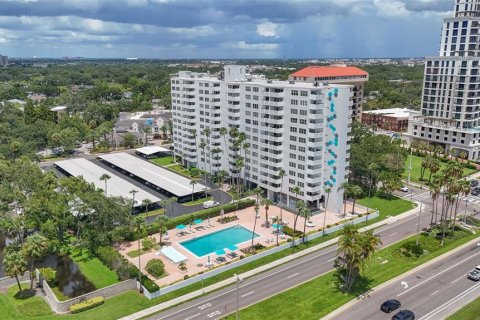 Condo in Tampa, Florida, 2 bedrooms  № 1885225 - photo 29