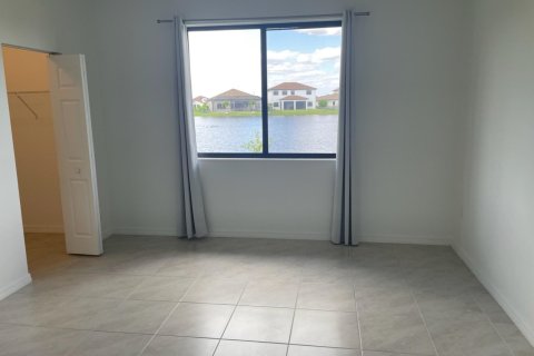 Casa en alquiler en Immokalee, Florida, 3 dormitorios, 192.49 m2 № 921084 - foto 1